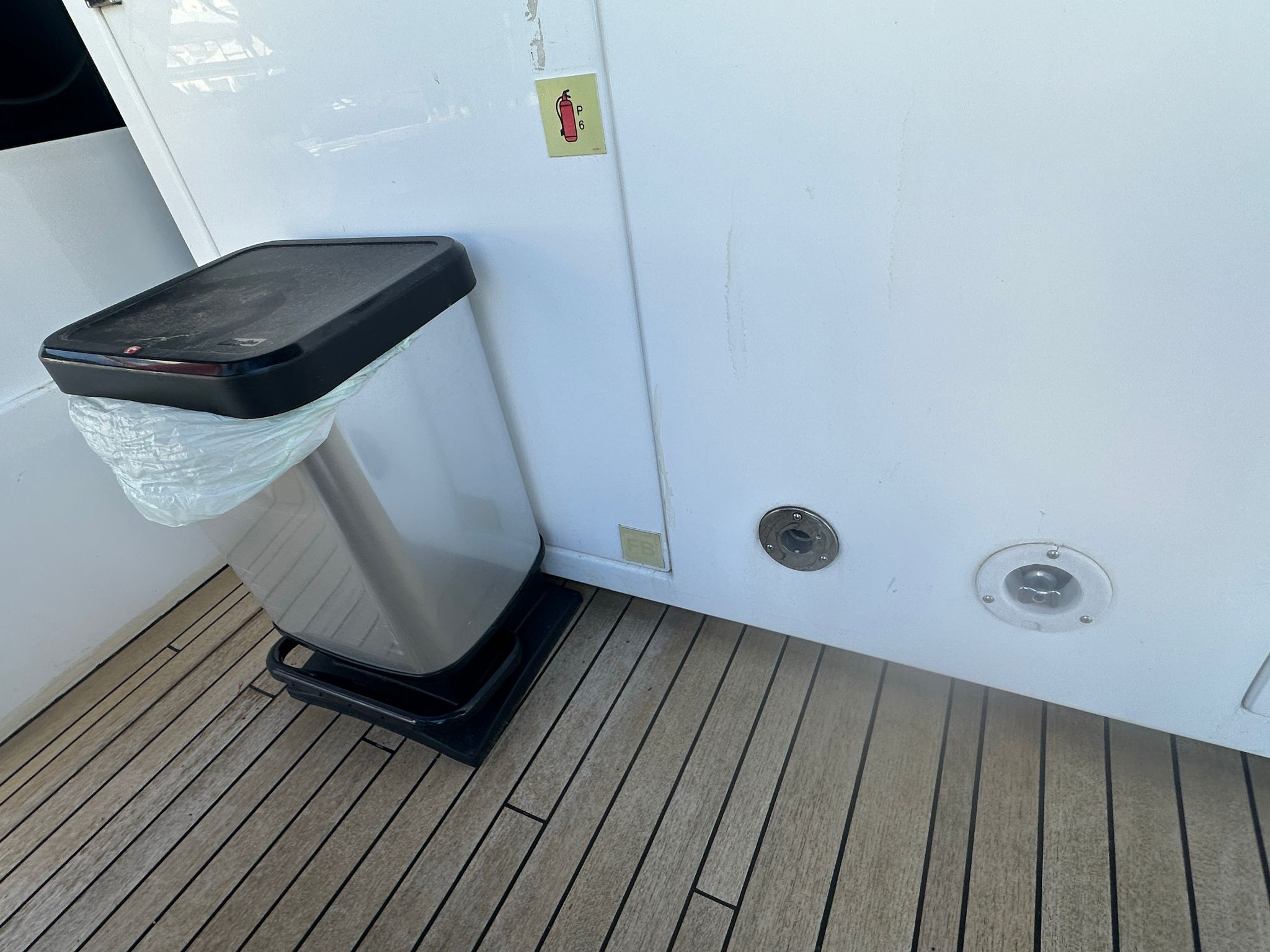 2de8bae8-23cc-4914-b027-f737cc786503