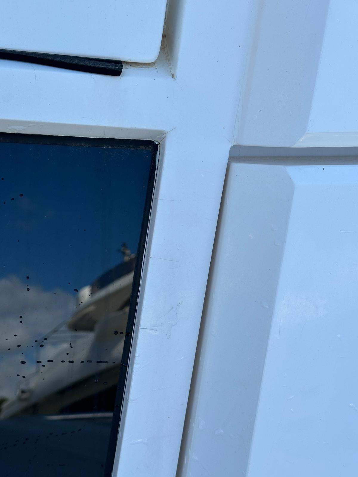 9a547995-08ec-498c-b178-f5609eef3d55